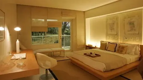 connectivity to Mumbai, Pune & Goa.