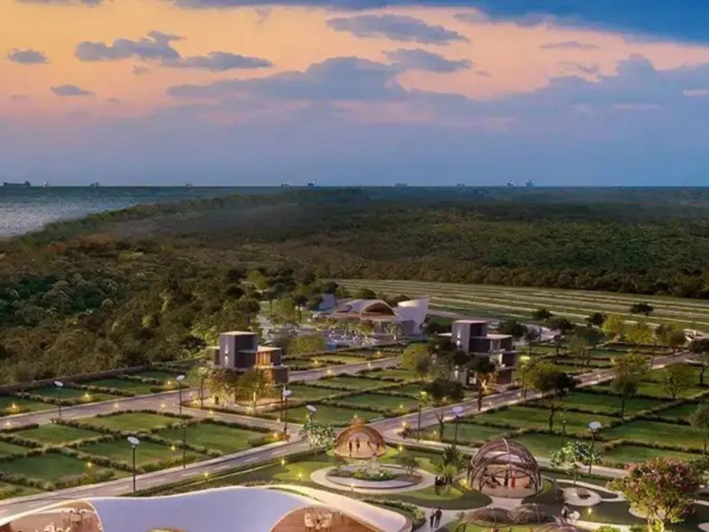 Plots on Goa Expressway